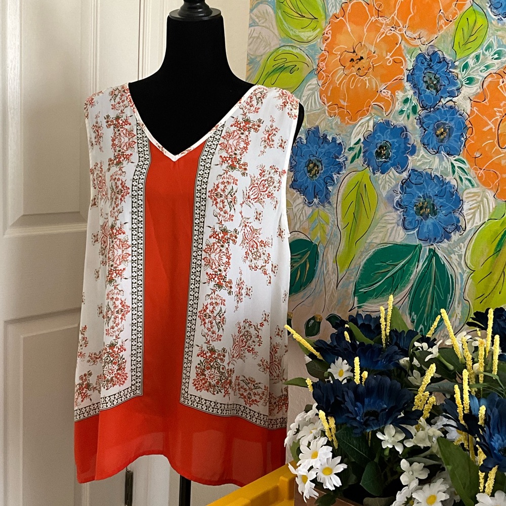 Violet & Claire Coral and White Floral V-Neck Sleeveless feminine floral shirt